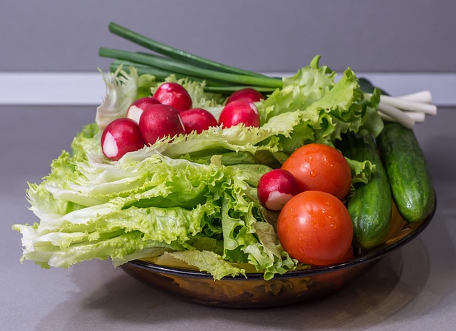 zelenina do salátu